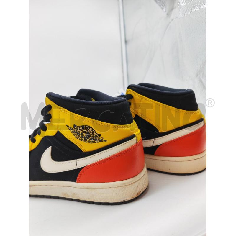 SCARPE UOMO NIKE AIR JORDAN NERE GIALLE ARANCIO  | Mercatino dell'Usato Mestre 3