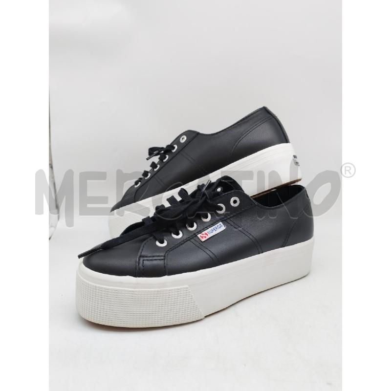 SNEAKERS DONNA NERE SUOLA BIANCA | Mercatino dell'Usato Mestre 1