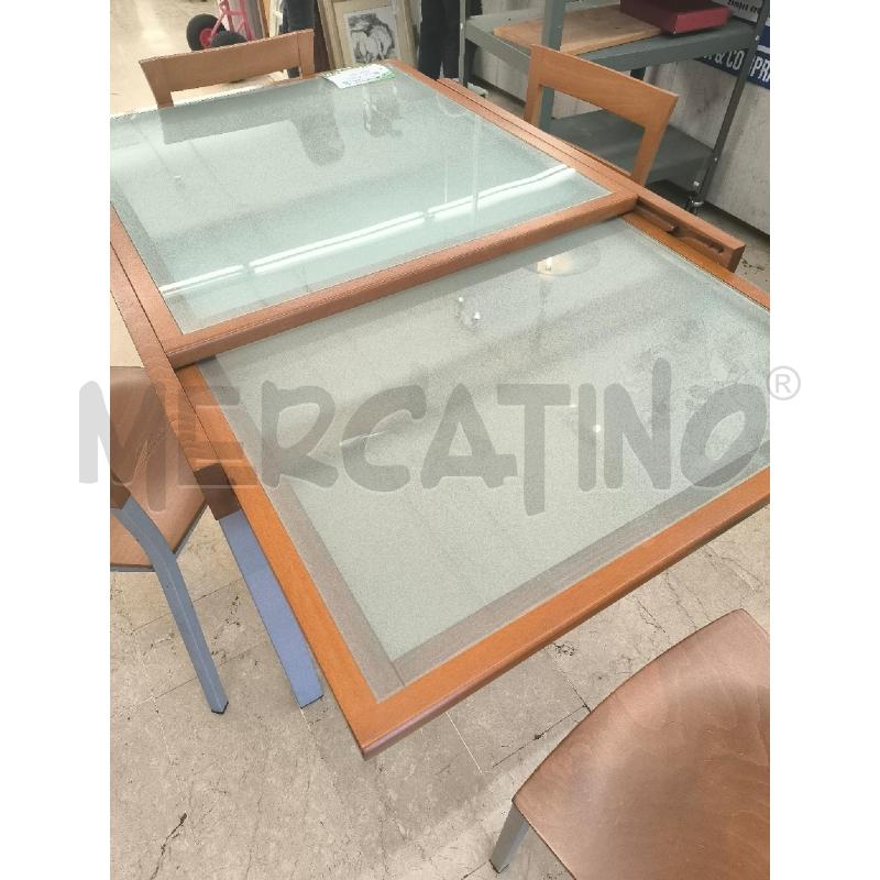 TAVOLO QUADRATO 90X90 + 4 SEDIE | Mercatino dell'Usato Mestre 3