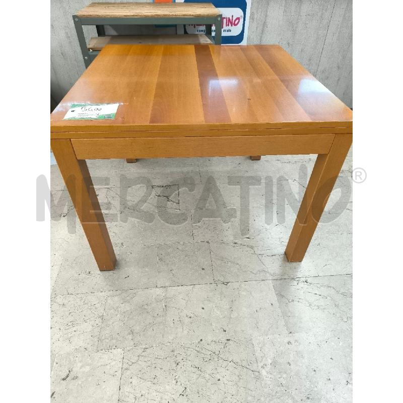 TAVOLO QUADRATO LEGNO CHIARO ZAMPE LARGHE | Mercatino dell'Usato Mestre 3