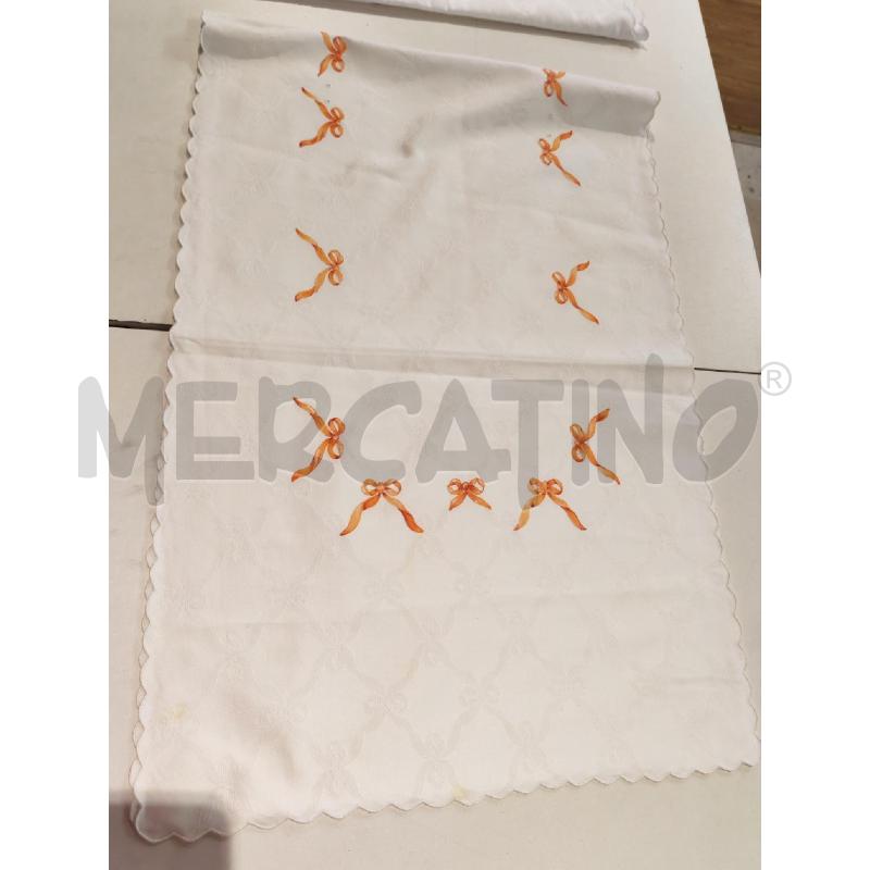 TOVAGLIA COTONE BIANCO CON RUNNER FIOCCHI ARANCIO | Mercatino dell'Usato Mestre 4