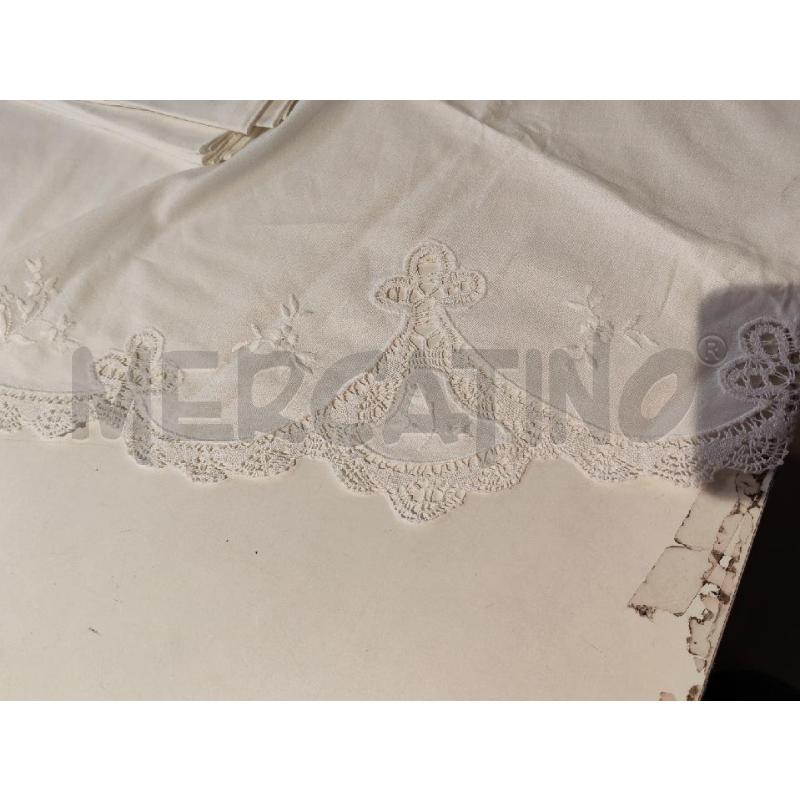 TOVAGLIA COTONE BIANCO OVALE RICAMO BIANCO | Mercatino dell'Usato Mestre 4