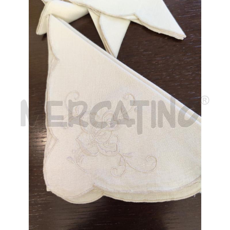 TOVAGLIA ECRU ROTONDA RICAMO E PIZZO MURANO | Mercatino dell'Usato Mestre 5