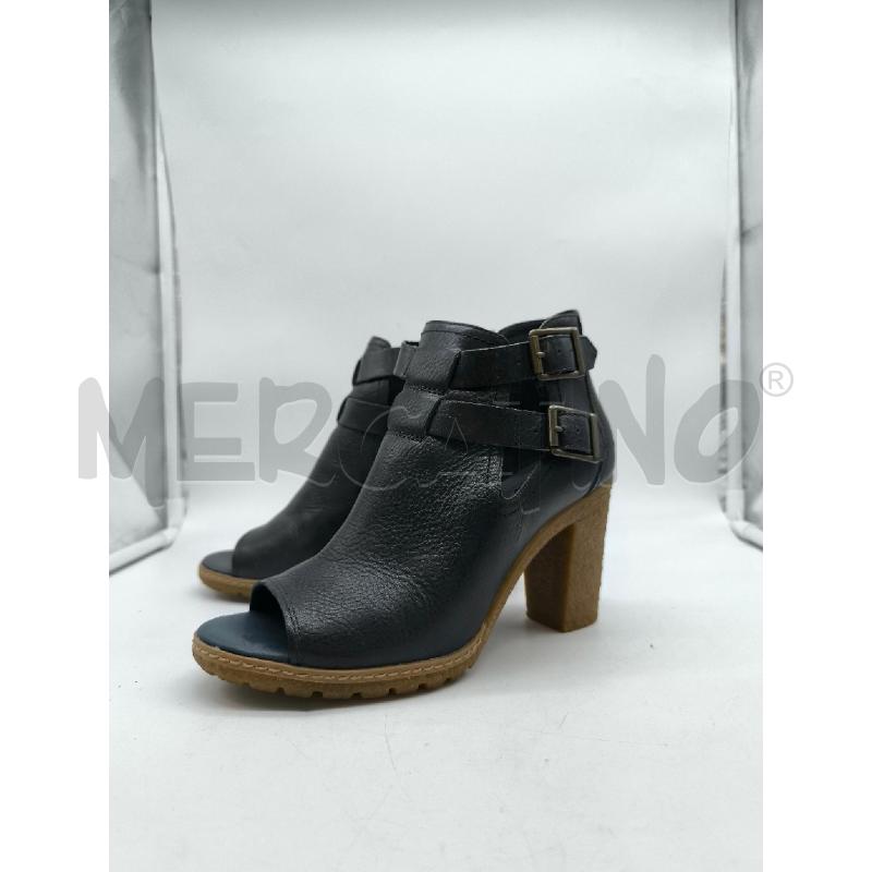 TRONCHETTO TIMBERLAND PELLE BLU CON FIBBIE  | Mercatino dell'Usato Mestre 1