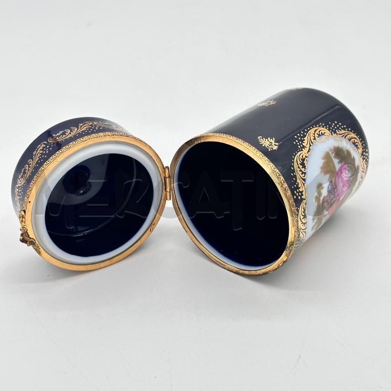 BARATTOLINO LIMOGES BLU DORATA DISEGNO DAME ROSA  | Mercatino dell'Usato Chiampo 3