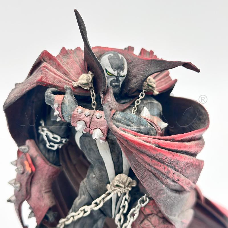 DECORAZIONE ACTION FIGURE MANTELLO ROSSO ROCCIA TESCHI | Mercatino dell'Usato Chiampo 2