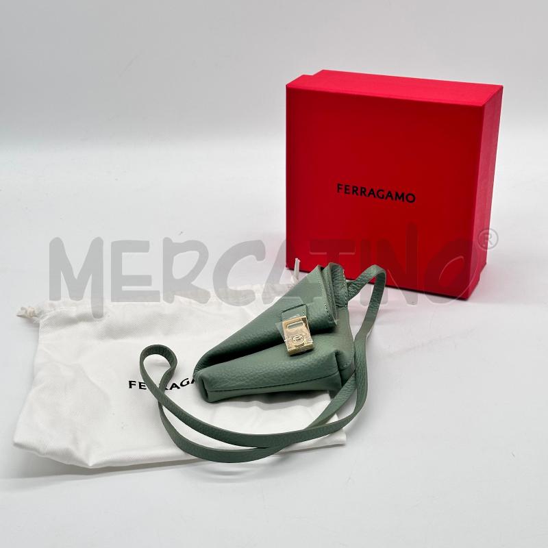 PORTA MONETE FERRAGAMO TRACOLLA VERDE SALVIA | Mercatino dell'Usato Chiampo 1