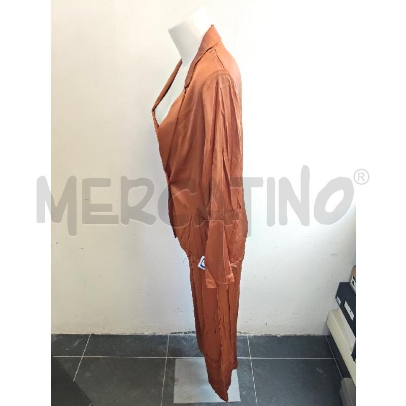 COMPLETO D BENETTON LUCIDO ARANCIO GIA +PANTA | Mercatino dell'Usato Verona fiera 2