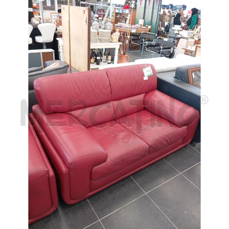 DIVANO 2 SEDUTE PELLE ROSSO SCURO | Mercatino dell'Usato Verona fiera 1