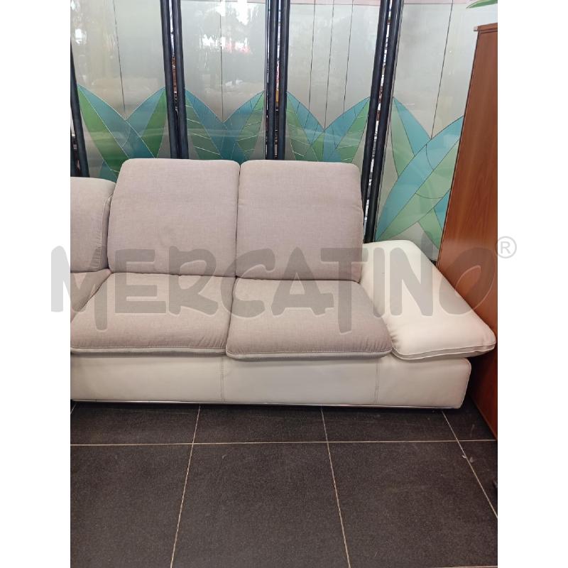 DIVANO AD ANGOLO BRACCIOLI STRUTTURA PELLE T/GRIGIO | Mercatino dell'Usato Verona fiera 2