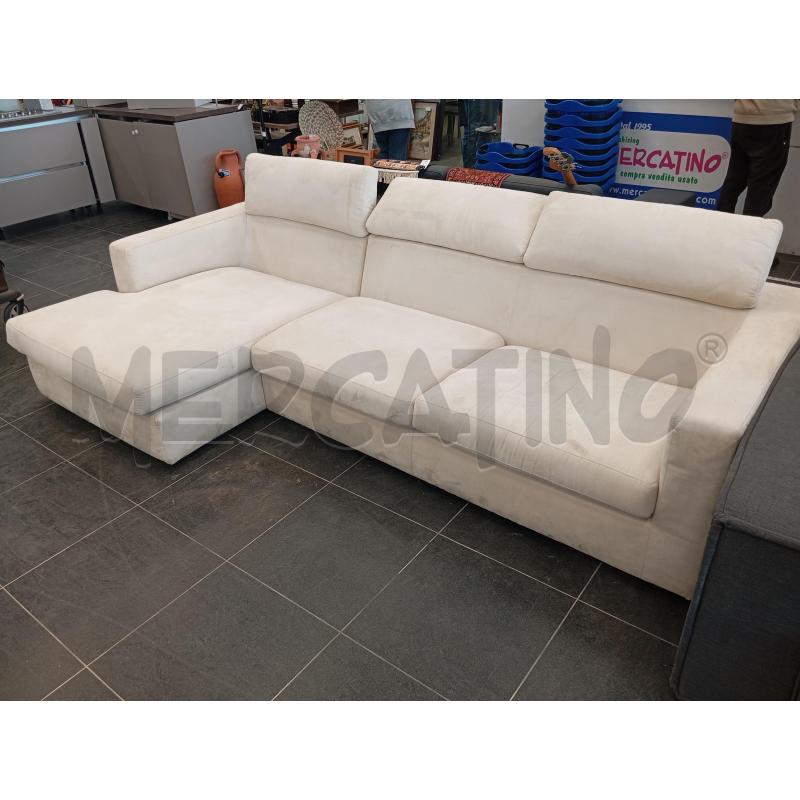 DIVANO CON PENISOLA SX ALCANTARA BEIGE | Mercatino dell'Usato Verona fiera 1