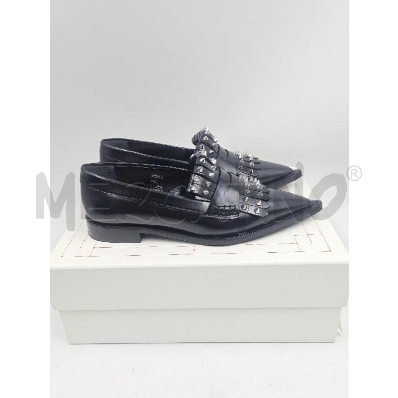 MOCASSINI D ALEXANDER MCQUEEN WATSON NERI CON BORCHIE | Mercatino dell'Usato Verona fiera 2