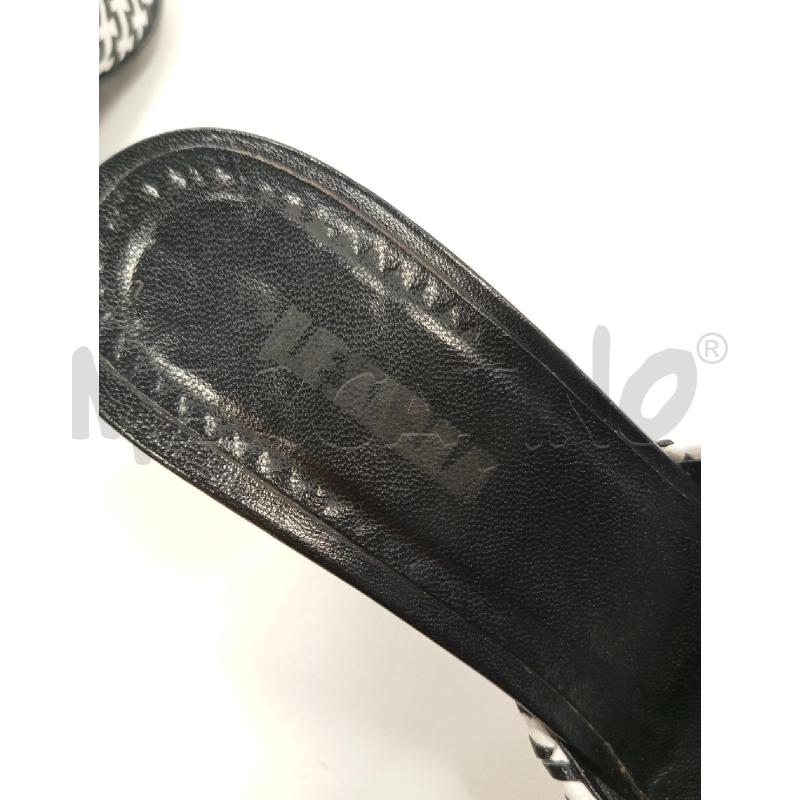 SABOT LE SILLA BIANCO NERO | Mercatino dell'Usato Verona fiera 5