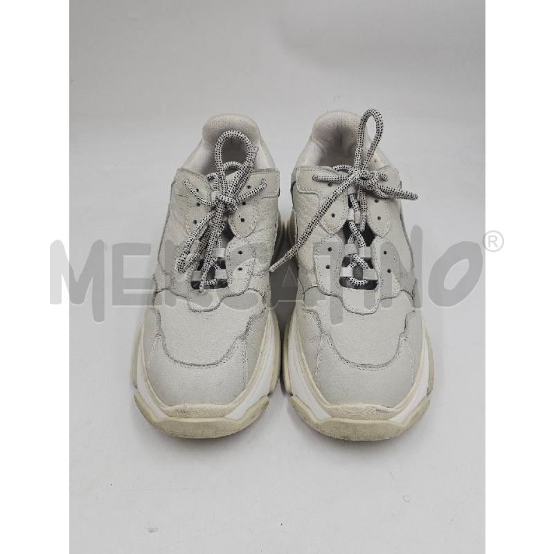 SCARPE D ELENA IACHI GRIGIO CHIARO IN PELLE | Mercatino dell'Usato Verona fiera 1