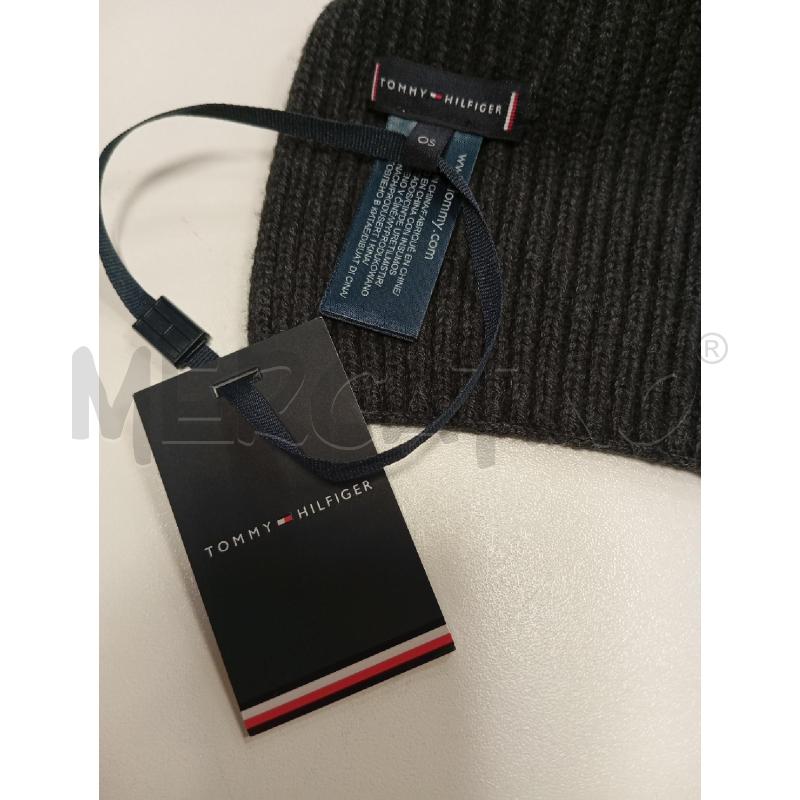 SCIARPA U TOMMY HILFIGER GRIGIA NUOVA CON CART | Mercatino dell'Usato Verona fiera 2