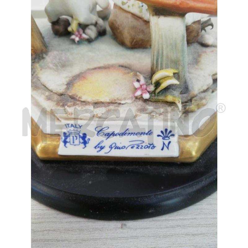 SCULTURA CAPODIMONTE PEZZOTTO FANCIULLA CANI  | Mercatino dell'Usato Verona fiera 4