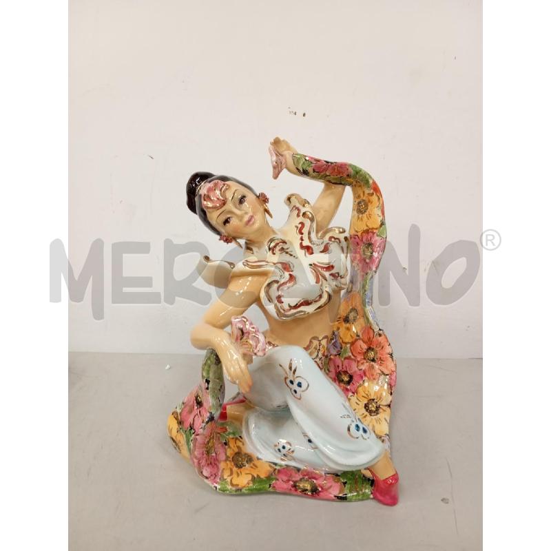 SCULTURA CERAMICA ODELISCA VESTITO FIORI  | Mercatino dell'Usato Verona fiera 1