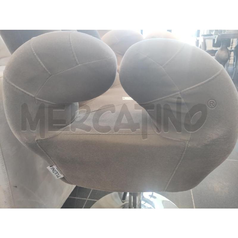 SGABELLO REGOLABILE A FORMA DI MANO | Mercatino dell'Usato Verona fiera 2