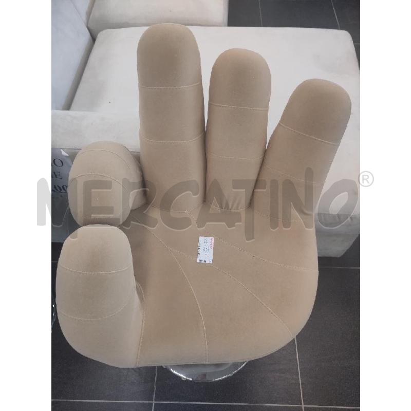 SGABELLO REGOLABILE A FORMA DI MANO | Mercatino dell'Usato Verona fiera 4
