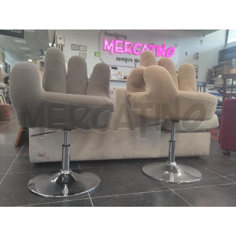 SGABELLO REGOLABILE A FORMA DI MANO | Mercatino dell'Usato Verona fiera 5