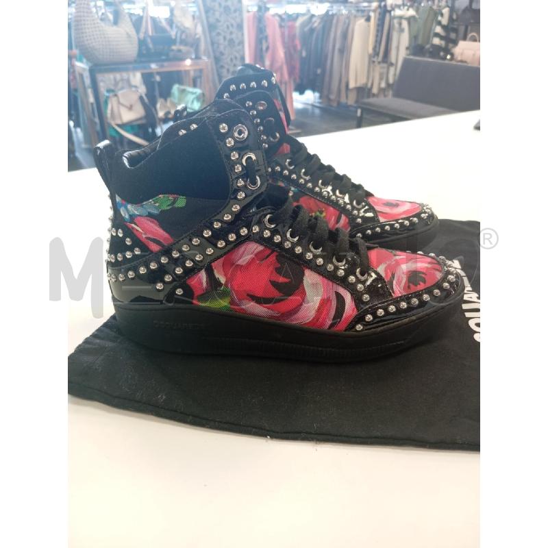 SNEAKERS D DSQUARED FIORI E BORCHIE CROMATE  | Mercatino dell'Usato Verona fiera 1