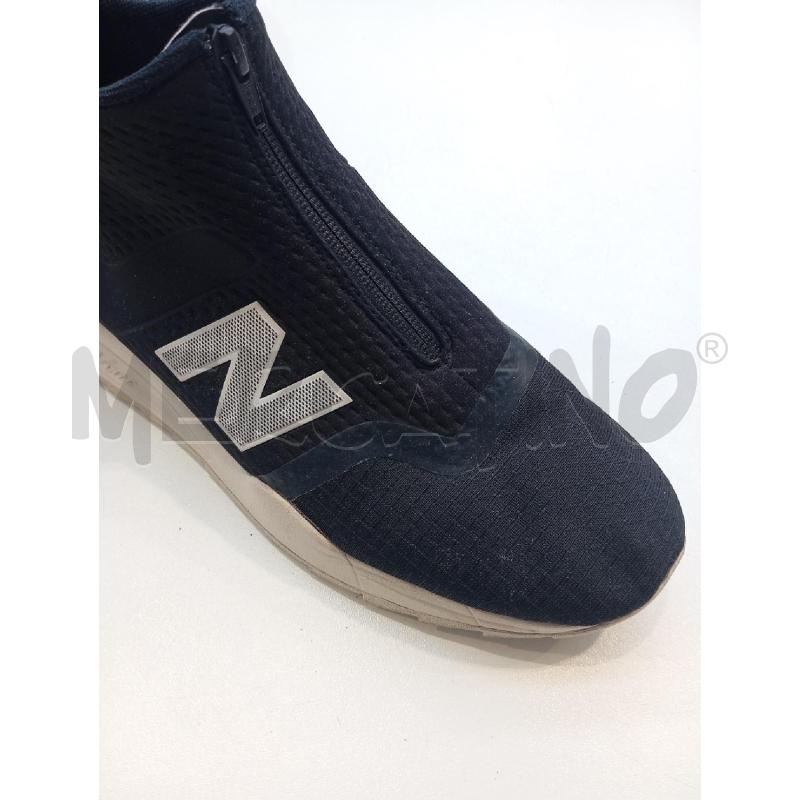 SNEAKERS U NEW BALANCE NERE LETTERA BIA  | Mercatino dell'Usato Verona fiera 5