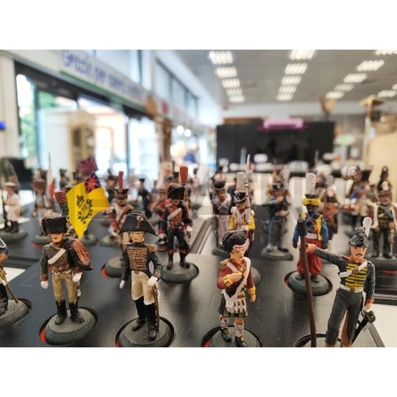SOLDATINI DI PIOMBO PZ.60 CON ESPOSITORI | Mercatino dell'Usato Verona fiera 4