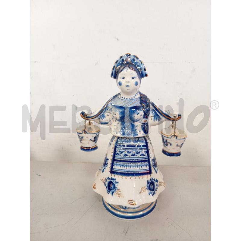 STATUINA CER RUSSA BIANCA BLU CESTA | Mercatino dell'Usato Verona fiera 1
