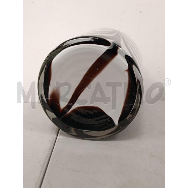 VASO VETRO BIANCO MARRONE LINEE CURVE  | Mercatino dell'Usato Verona fiera 2