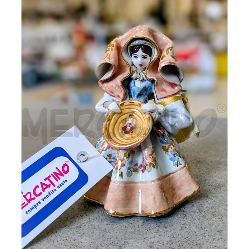 BAMBOLINA IN CERAMICA CON PIATTO  | Mercatino dell'Usato Lugagnano di sona 1