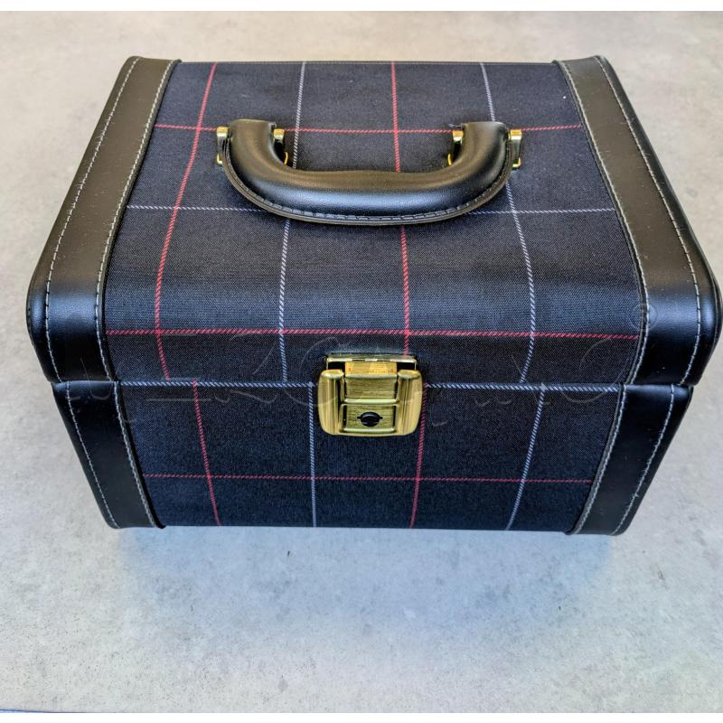 BEAUTY CASE RIGIDO LINEE ROSSE | Mercatino dell'Usato Lugagnano di sona 1