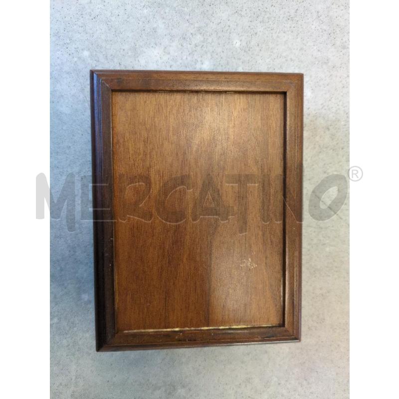 COFANETTO IN LEGNO CON PANNELLO DECO FIORI  | Mercatino dell'Usato Lugagnano di sona 5
