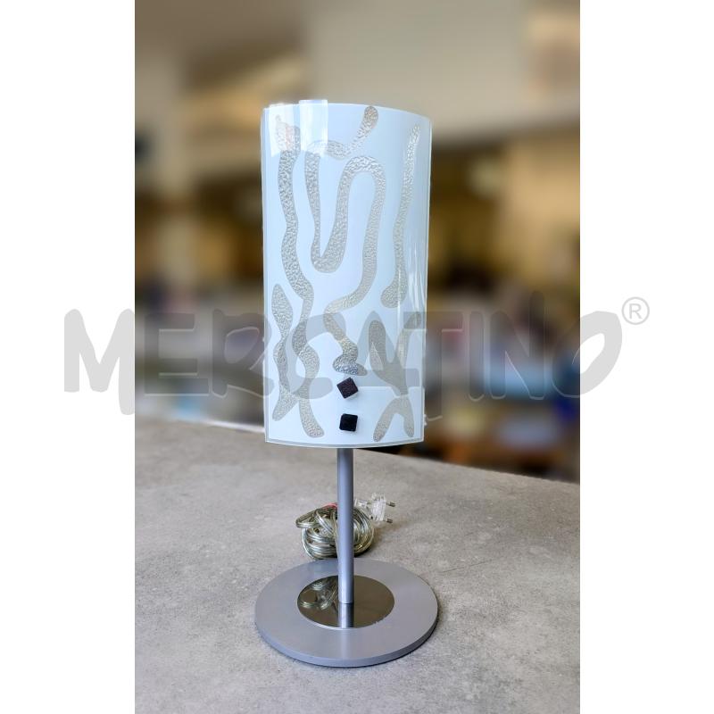 LAMPADA DA TAVOLO DIFFUSORE IN VETRO DECORATO | Mercatino dell'Usato Lugagnano di sona 1