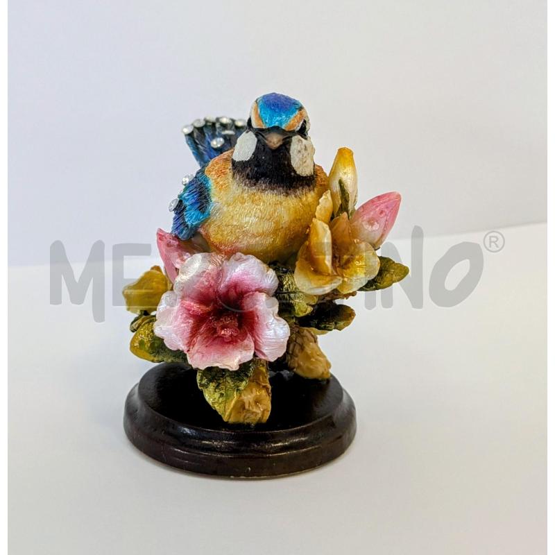 STATUINA UCCELLO SU RAMO FIORI  | Mercatino dell'Usato Lugagnano di sona 1