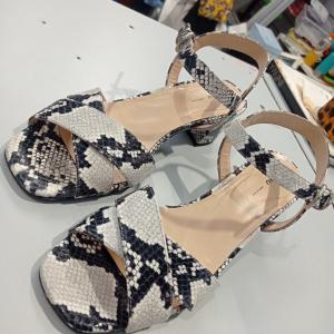 Sandali Bianchi da donna Frau, Collezione Estate 2022 - Stileo.it